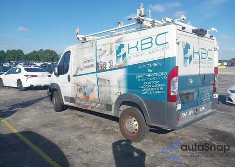 2016 Ram Promaster 1500 Low Roof z USA, uszkodzony, nr VIN 3C6TRVAG2GE109578